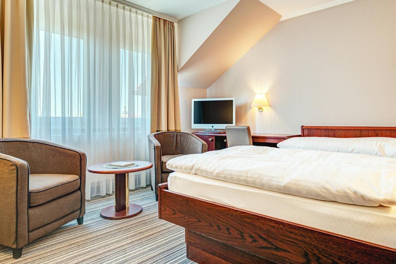Komforthotel Kaiserhof Kelbra Buitenkant foto